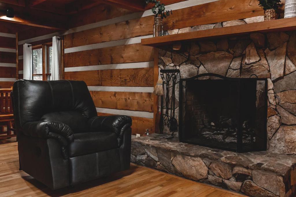 Deer Run Cabin At 36 North - Hot Tub Purlear Ngoại thất bức ảnh